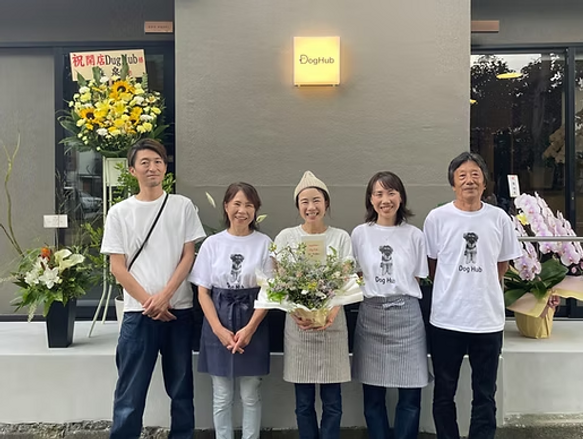 DogHub箱根仙石原のスタッフたち
